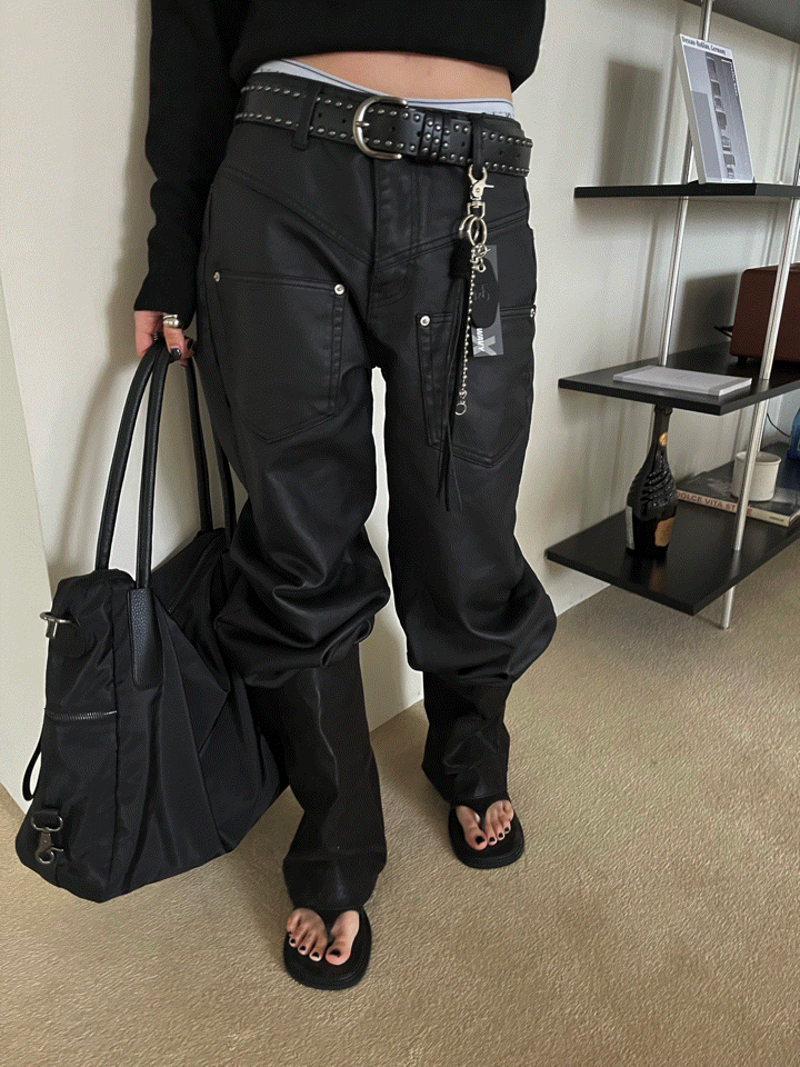 Front pocket leather pants (남여공용)