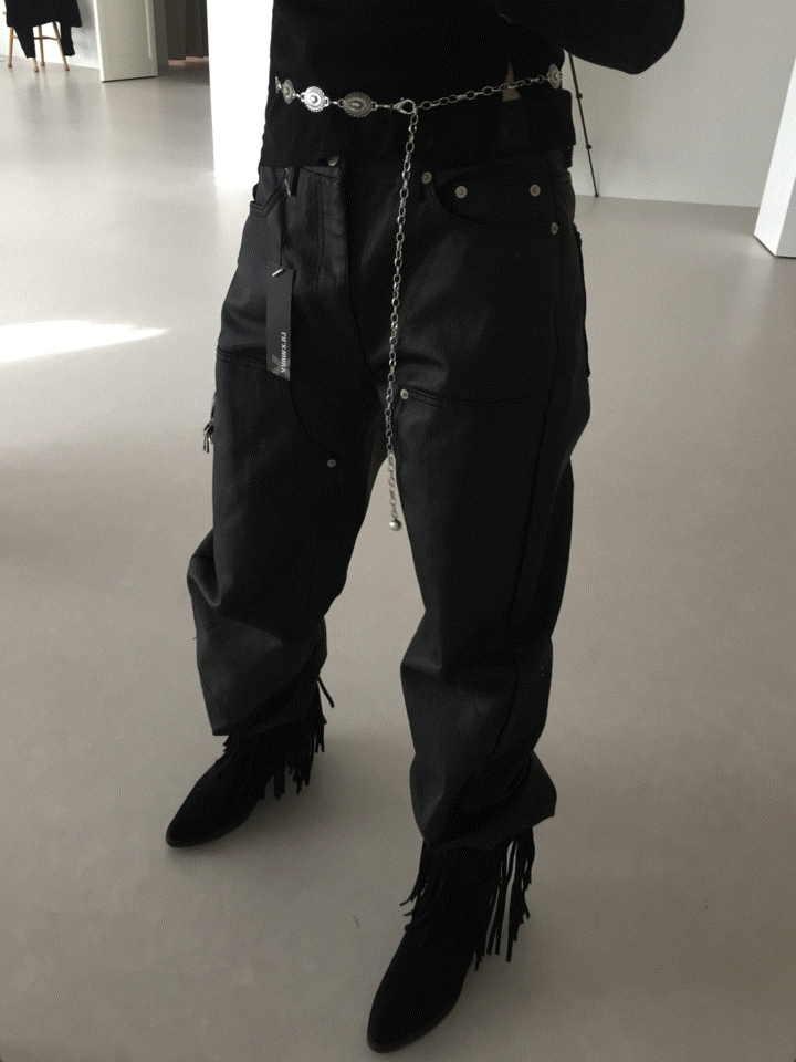 Stud leather pants (남여공용)
