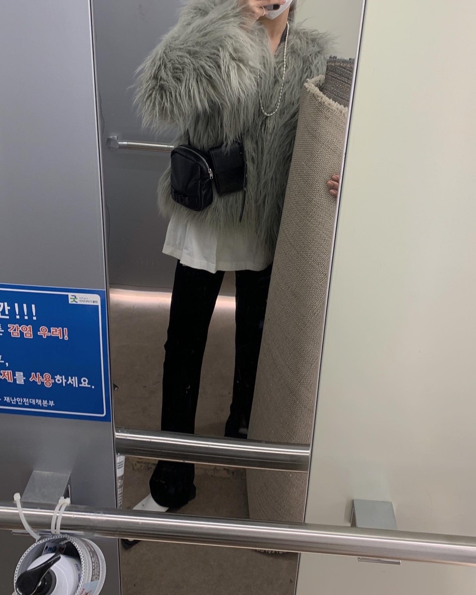 [SALE] Fur jacket (정가 83,000원) (교환, 환불 불가)