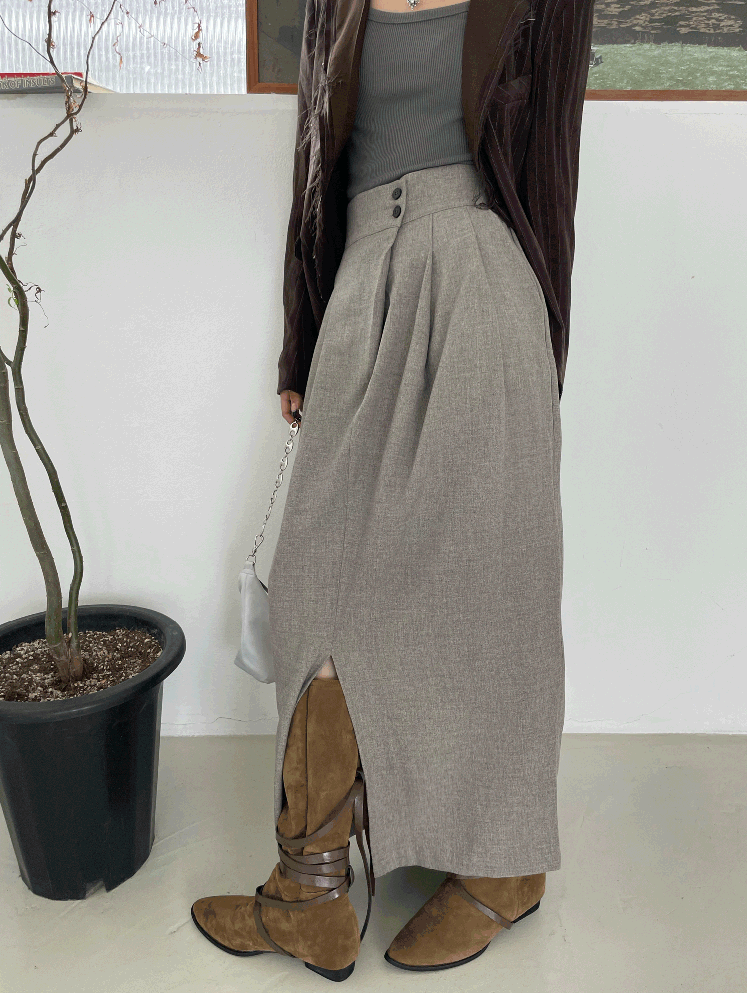 [SALE] 2 button long skirt (정가 48,000원) (교환, 환불 불가)